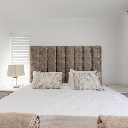 67 The Shades - Luxury Apartment In Umhlanga - Airconditioning Throughout And Inverter Durban Bagian luar foto