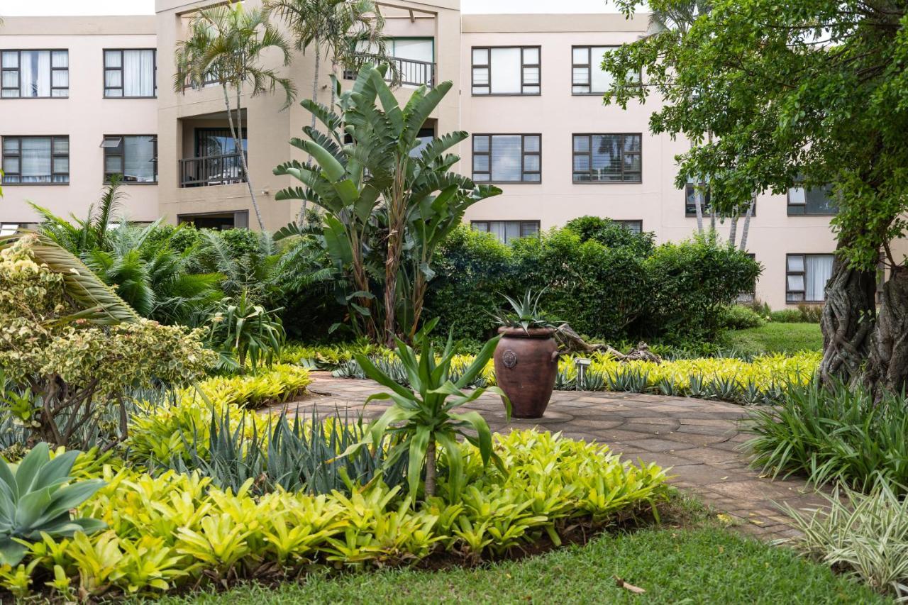 67 The Shades - Luxury Apartment In Umhlanga - Airconditioning Throughout And Inverter Durban Bagian luar foto