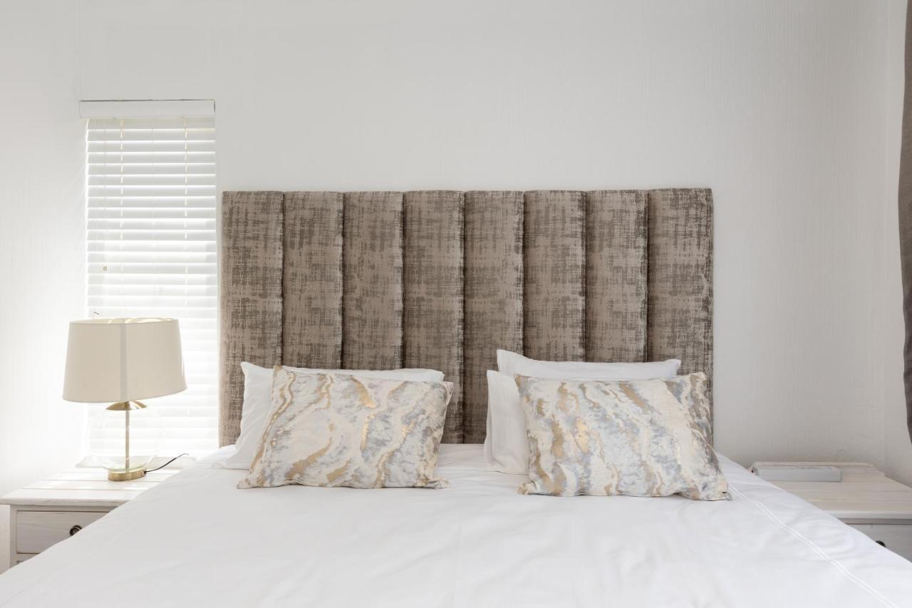 67 The Shades - Luxury Apartment In Umhlanga - Airconditioning Throughout And Inverter Durban Bagian luar foto