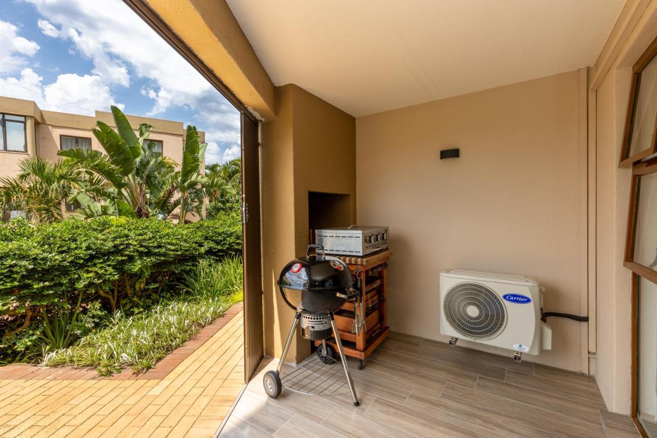 67 The Shades - Luxury Apartment In Umhlanga - Airconditioning Throughout And Inverter Durban Bagian luar foto
