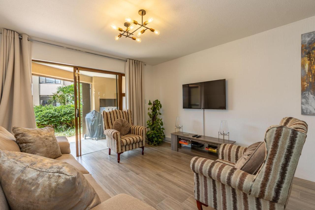 67 The Shades - Luxury Apartment In Umhlanga - Airconditioning Throughout And Inverter Durban Bagian luar foto
